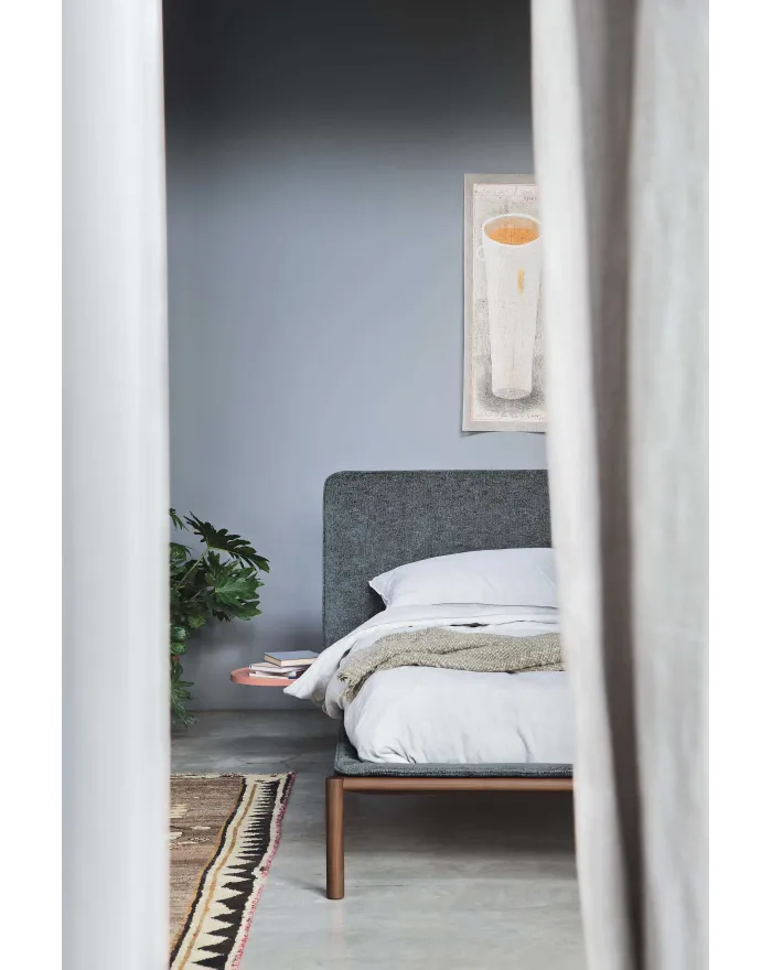 Fabric double bed with upholstered headboard RAIN By Novamobili design Studio Zanellato Bortotto